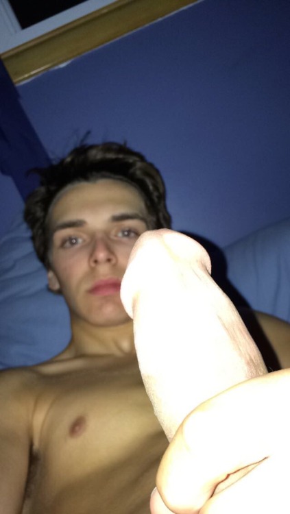 kikboys77:  requested straight boy ;)