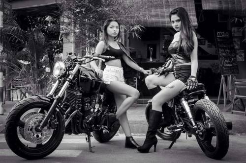 Saigon biker chicks… 
