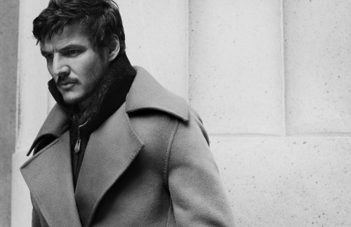 berpl:miss-love:cursethecosmos:regencyswan:Pedro Pascal for Interview Magazine October 2014In honor 