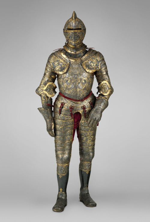 acrosscenturiesandgenerations:▪Armor of Henry II, King of France (reigned 1547–59).Designer: Part of