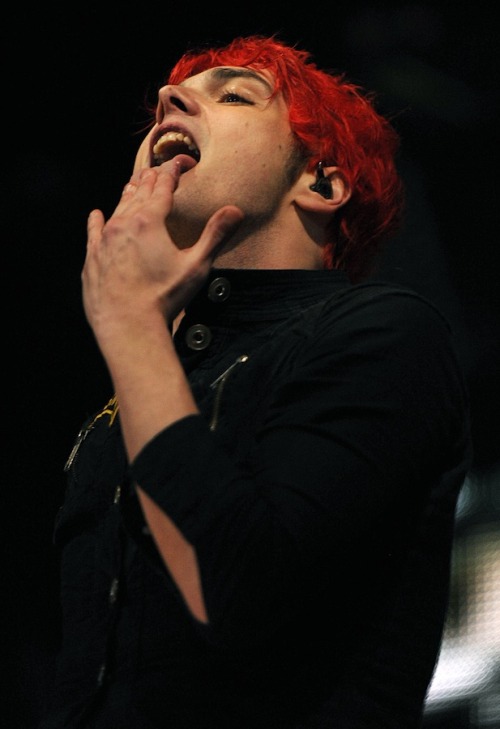 vacationadventuresociety:(click pic for HQ)Radio 1’s Big Weekend, Carlisle, UK. 15/05/11