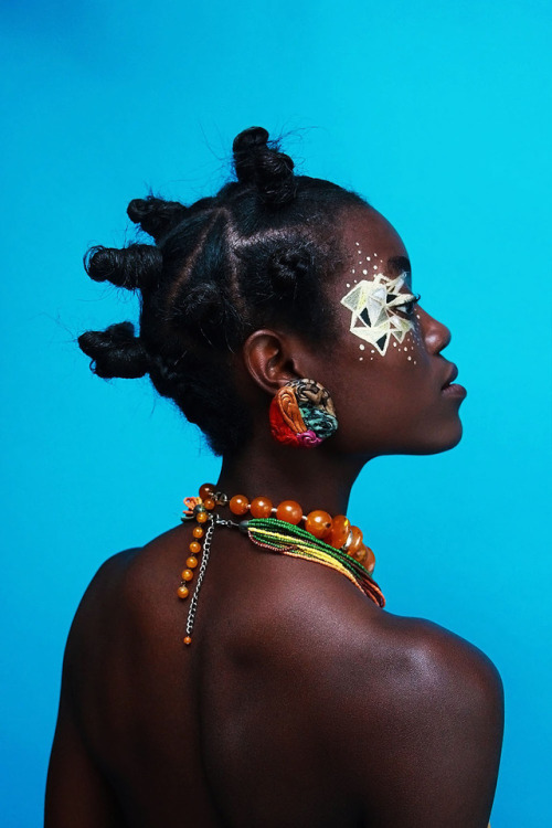 “Ode To Oya” is a series surrounding African traditions and spirituality. In the Yoruba mythology, O