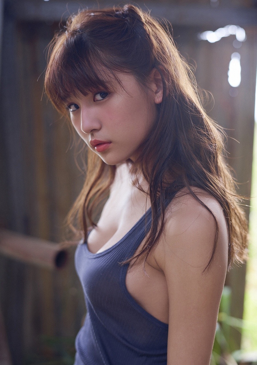 浅川梨奈