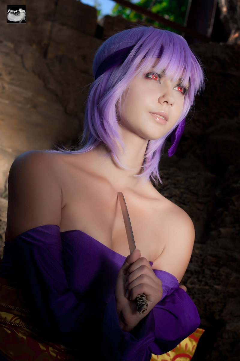 cosplaybeauties:  Ayane from the Dead or Alive video game series Cosplay by: ~Alexia-Muller