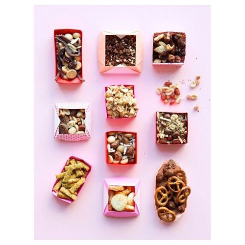 brb, if you need us we&rsquo;ll be snacking on @grazeusa : @ohhappyday