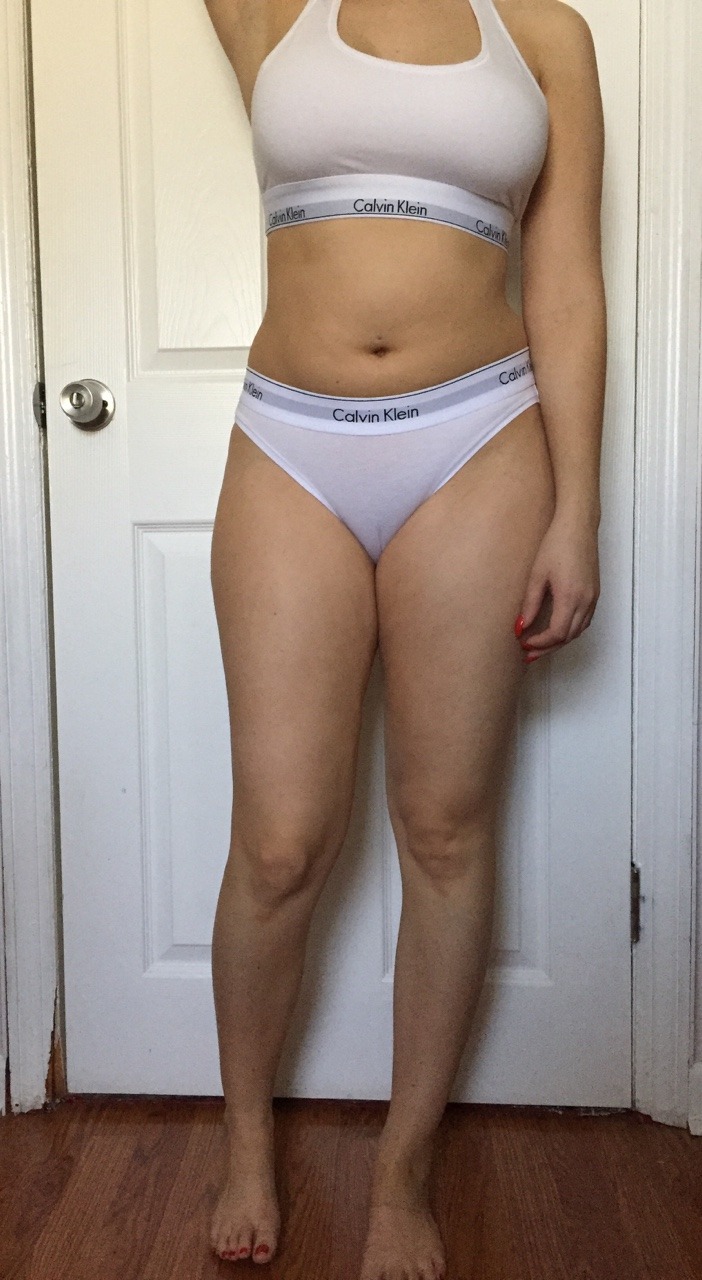 iwannasharemygf:  L showing off her matching calvins ;)