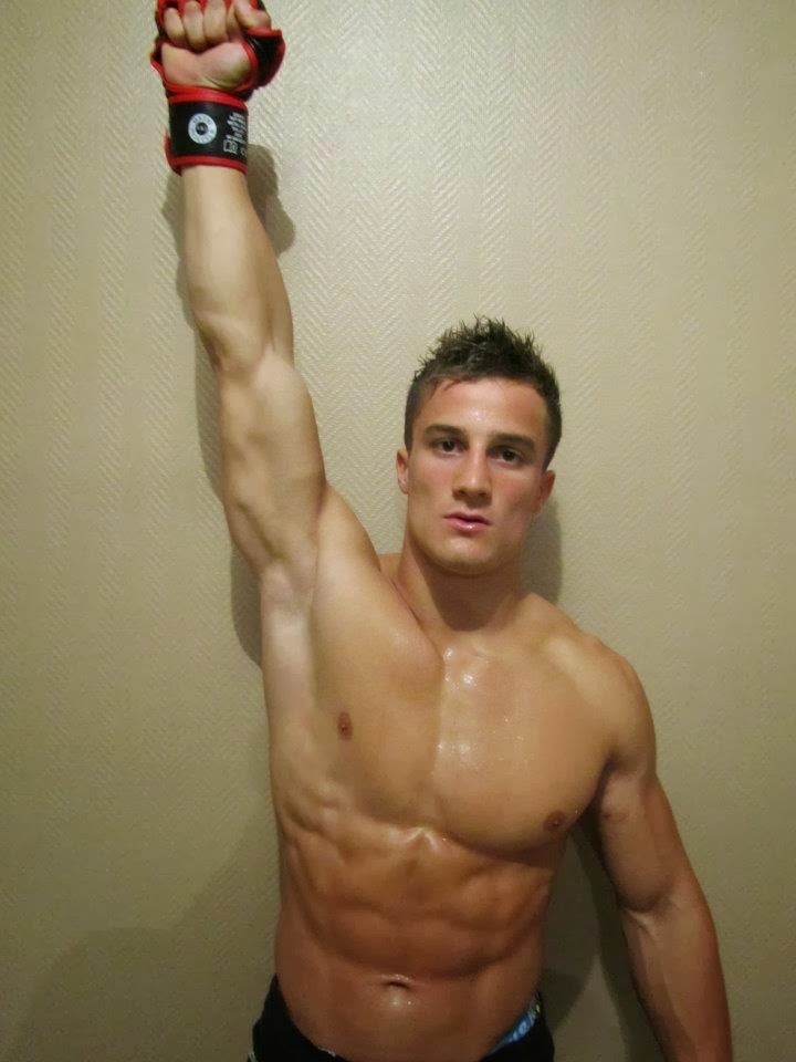sirjocktrainer:  He was so used to obeying orders and was so susceptible to his Owner’s