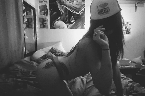 his-high-priestess:  super shit quality but I 💜 Weed, California 🌲 google it 