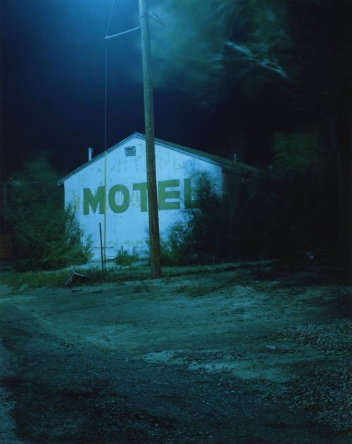 redlipstickresurrected:Todd Hido (American, b. 1968, Kent, OH, USA, based San Francisco, CA, USA)  P