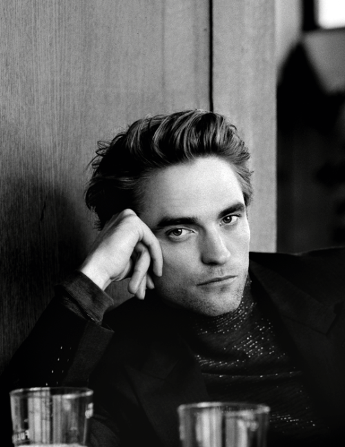 robertpattinsondaily:Robert Pattinson for Esquire UK