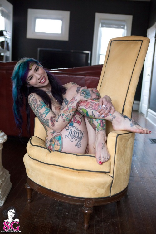 theperfectladies:  Neptune Suicide