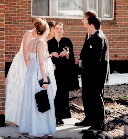 racheljoyscotts:Rachel Scott and friends before the Columbine prom (April 17th, 1999) “Nick sees her