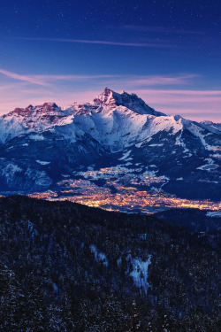 phantastrophe:Villars-sur-Ollon, Switzerland | Photographer: Albert Cornelissen (edited by phantastrophe)