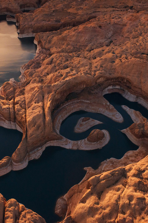 jdbetter:  Earth’s Hieroglyphs, by Mike Reyfman  ☁