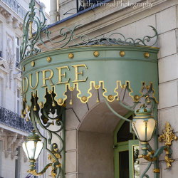 via Paris photographie Laduree porte Pho