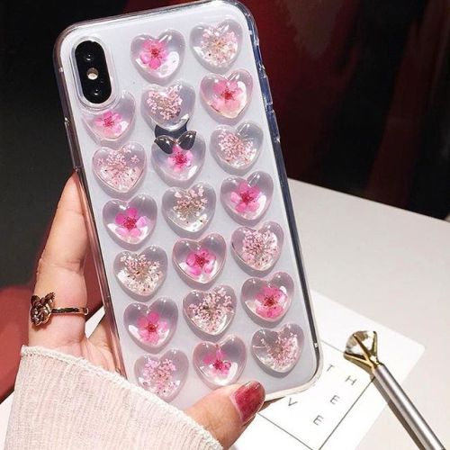 Heart Cases Available in 5 designshttps://shopohmyk.com/products/3d-heart-flower-phone-case . . Fr