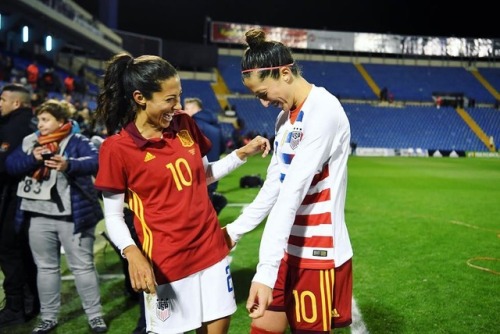 rookieforlife:christenpress: Gracias al fútbol por poner personas increíbles en mi vida.