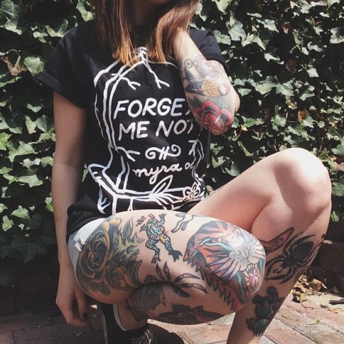 fallxasleep: ☾ tattoo blog here ☽