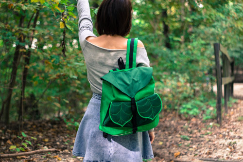 sosuperawesome:Handmade bags by LeaflingBags on Etsy