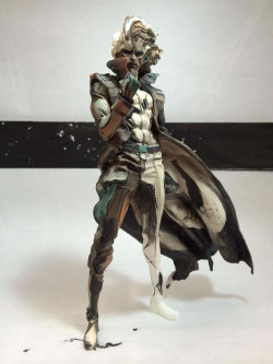 zimbolt:  ruga-kun:  An absolutely fantastic figure of Liquid based on Yoji Shinkawa’s artwork for The Twin Snakes. I would love to get my hands on this.  THAT… IS AMAZING….