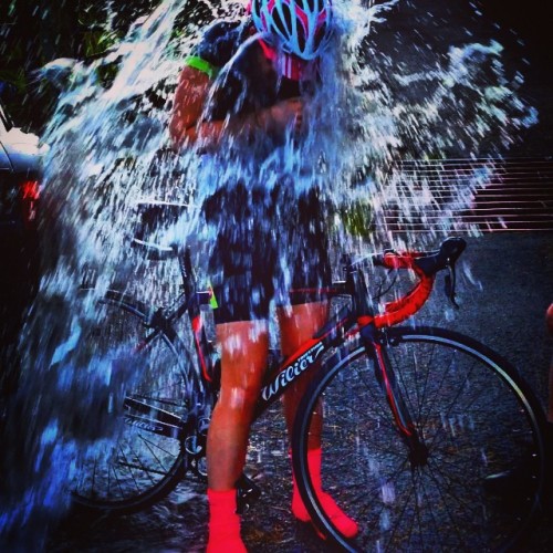 dfitzger:  By @zoe__wilson: ICE BUCKET CHALLENGE! BIKE STILL LOOKING DAPPER THOUGH #icebucket #chall