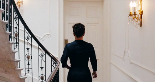 carol-danvers: Kiss me, my girl, before I’m sick. Phantom Thread (2017), dir. Paul Thomas Ande