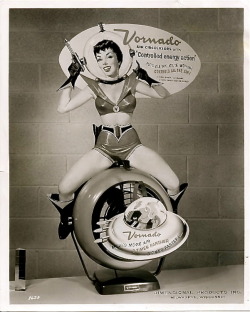 indypendent-thinking:  1950’s Vornado Fan Company Space Girl Store Display