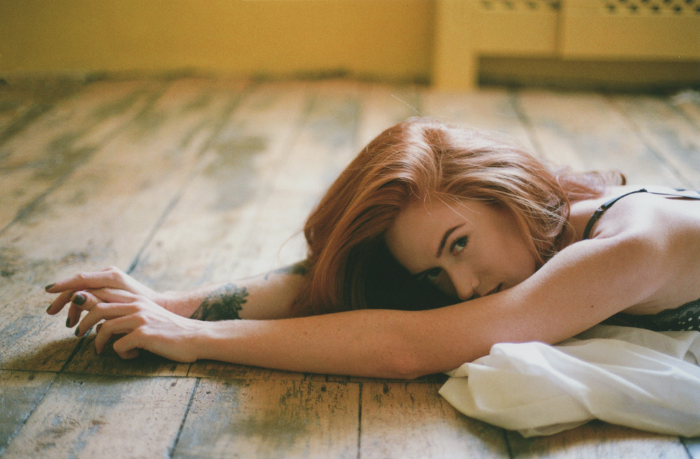 robdibbler:  More film shots of Jenny,  I like the honesty of film, no photoshop