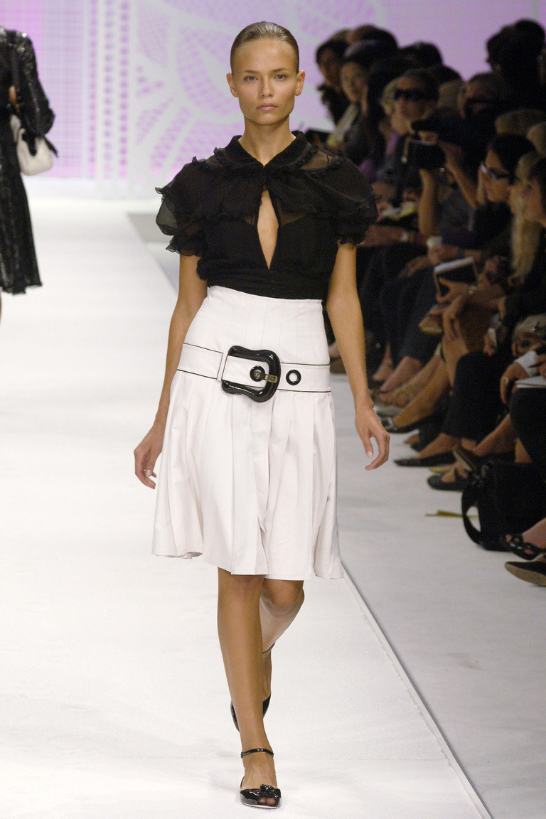 unes23 natasha poly at fendi ss06 #natasha poly UNES @unes23