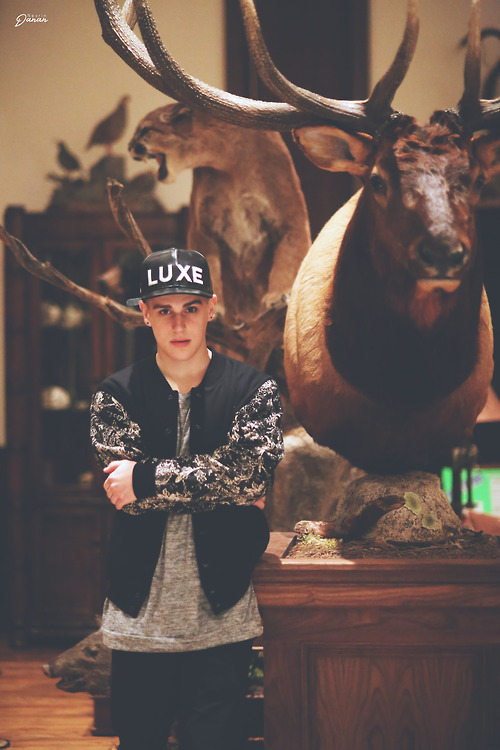 rushahead:  For more Urban. Vintage. Grunge. check out: http://rushahead.tumblr.com