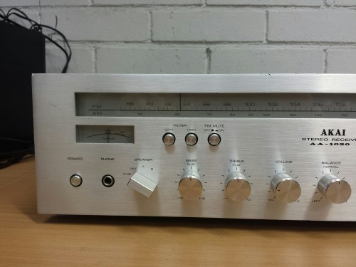 Akai AA-1020 Stereo Receiver, 1976