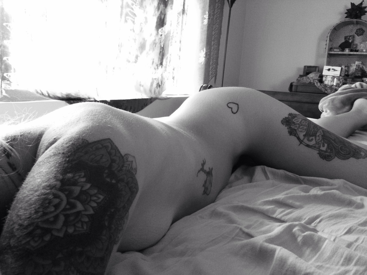 reesuhhh:  My boyfriends new favorite hobby is taking photos of me while I sleep.