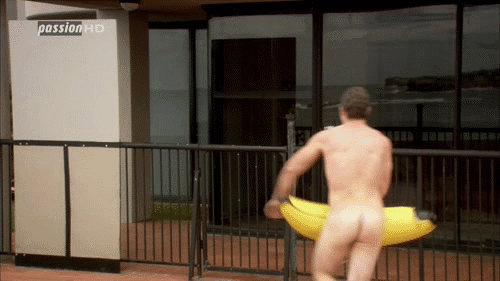 famousnudenaked:  Jai Courtney Naked Nude “Packed to the Rafters (S01E15)” 