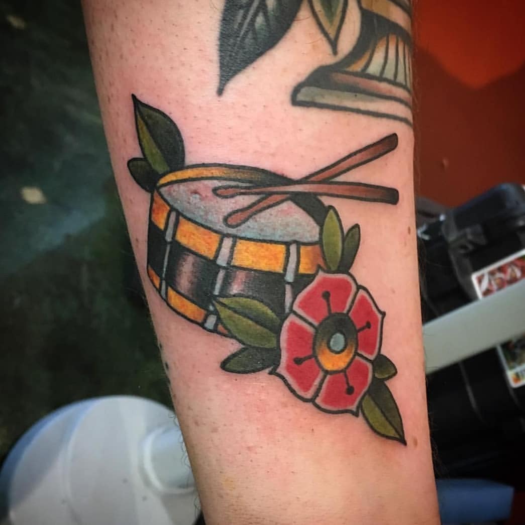 _
Drum tattoo by @jtmiller_bfg
_
607 Forest Ave.
Staten Island, NY 10310
347-695-7255
_
#boundforglorytattoo #statenisland #statenislandtattoo #statenislandtattoos #statenislandink #westbrighton #bfg #718 #tattoo #traditionaltattoo #drum...