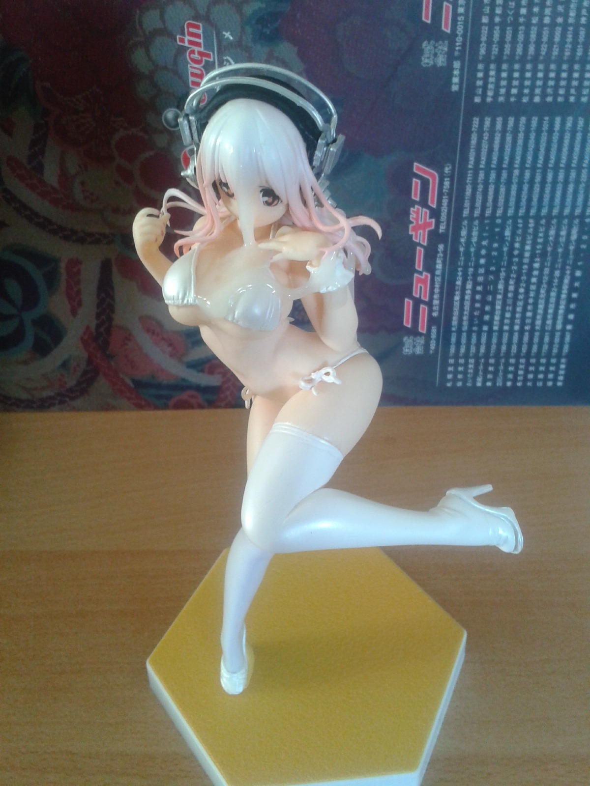 Super Sonico Beach Queens is back!