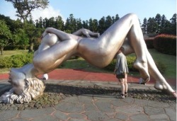 cunnilingusbliss:  awesome contemplation  Haha sweet