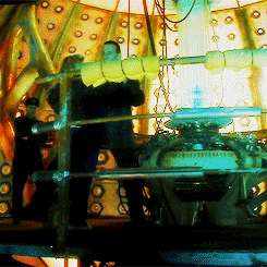 tenrose-s:Doctor + Rose Gif Requests: 1/?for @goingtothetardis.