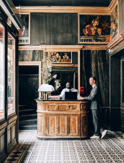 Fonte Legendary Nightclub Les Bains Paris Becomes a Luxury Hotel. a155813f1c13ba680e1facd402a80ab4Po