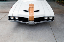 carpr0n:   	Starring: Oldsmobile Hurst 455 by