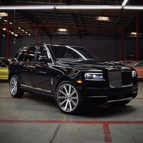 Rolls Royce Cullinan on Forgiatos 