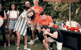 clickbaitsquad:KICKBACK