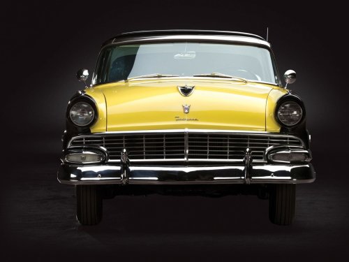 frenchcurious:Ford Fairlane Crown Victoria 1956. - source Abel Ardo.