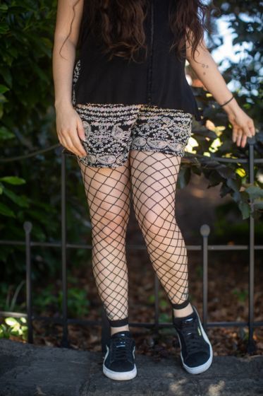 *GOTH GHOUL SUMMER* - Fencenet Footless Tights With bare legs and sandals these fence net leggi