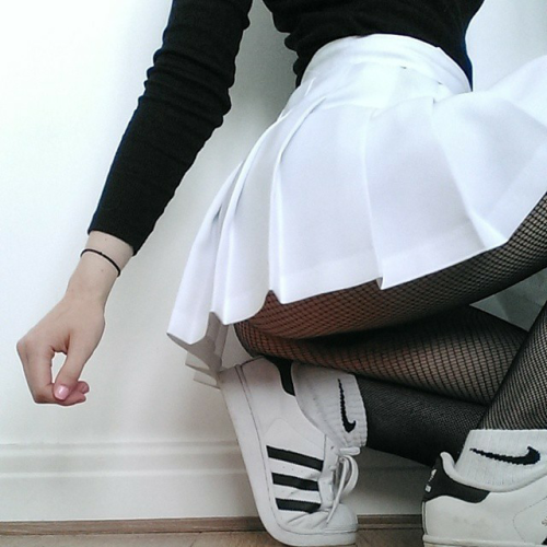 girls-kneesocks:http://girls-kneesocks.tumblr.com