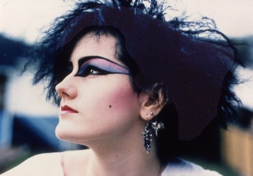 bloodundroses: acollectionoffreespirits: Throwback Thursday: 80’s Goth Yes!