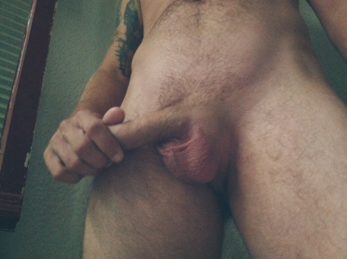 wolfishwant:  Freshly showered and manscaped. adult photos