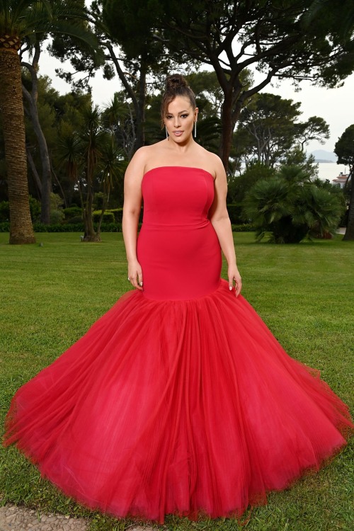 Ashley attending the amfAR Cannes Gala 2022 at Hotel du Cap-Eden-Roc in Cap d'Antibes - May 26th, 20