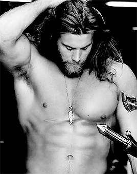 tl-hoechlin:Brock O’Hurn