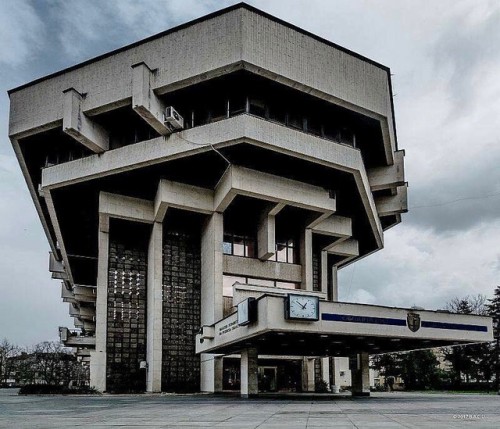 socialistmodernism: City Hall, Ruse, Bulgaria, built in 1985 Architect Alexander Georgiev Barov &cop