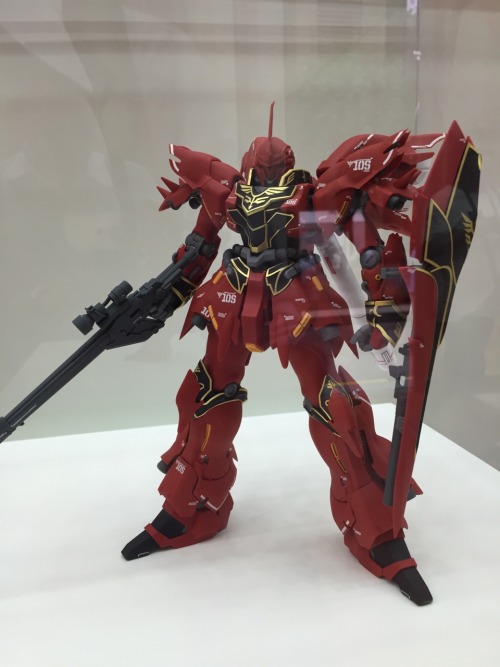 akason:Gundam docks HK